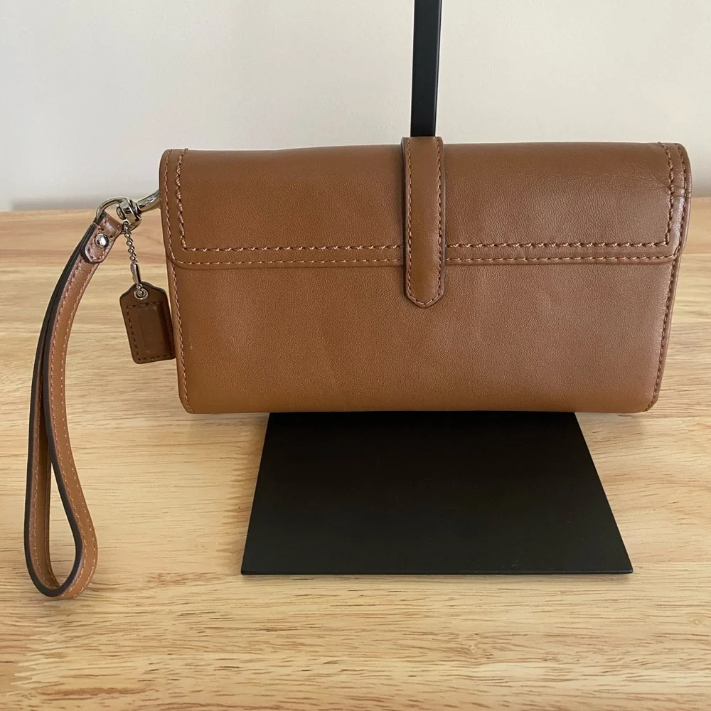 Coach Tan Leather Buckle Wristlet Clutch with Silver Hardware - Picture 2 of 14